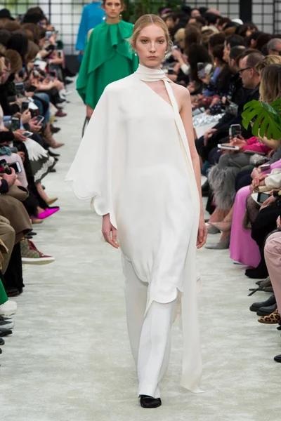 Look 41